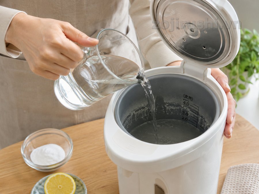 Cách vệ sinh bình thủy điện Zojirushi và xử lý cặn nước an toàn 2 Cách vệ sinh bình thủy điện Zojirushi